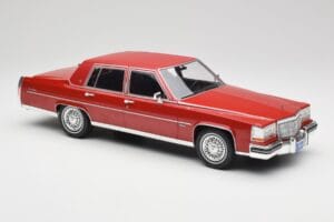 Cadillac Fleetwood Brougham Ciemnoczerwony Metaliczny MCG 1:18 MCG18251 Metal — zdjęcie 3 z 6