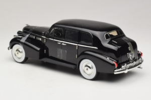 Cadillac Fleetwood Series 75 The Godfather Jada 1:18 91199 Metal — zdjęcie 5 z 6