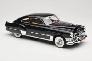 Cadillac Series 62 Club Sedanette Czarny BoS Models 1:18 BOS292 Żywica — zdjęcie 4 z 6