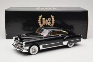 Cadillac Series 62 Club Sedanette Czarny BoS Models 1:18 BOS292 Żywica — zdjęcie 6 z 6
