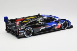 Cadillac V-Series.R LMDh #2 E. Bamber / A. Lynn / R. Westbrook Chip Ganassi Racing 24 Hours of Le Mans 2023 TopSpeed 1:18 TS0 — zdjęcie 2 z 5