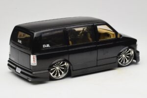 Chevrolet Astro Van Tuned Czarny Jada 1:18 63122 Metal — zdjęcie 3 z 8