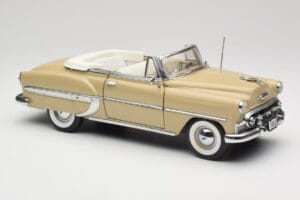 Chevrolet Bel Air Kabriolet Kremowy Sun Star 1:18 1623 Metal — zdjęcie 6 z 8
