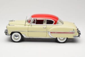 Chevrolet Bel Air Beżowy Sun Star 1:18 1600 Metal — zdjęcie 4 z 8