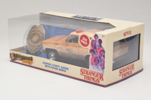Chevrolet Blazer K5 Policja Stranger Things Metals Diecast 1:24 31111-24 Metal — zdjęcie 3 z 3