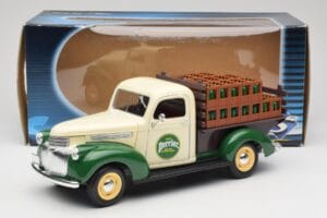 Chevrolet Brasseur Perrier Delivery Van Zielony Solido 1:18 203243 Metal — zdjęcie 8 z 8