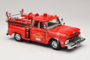 Chevrolet C-20 Fire Truck Sun Star 1:18 1383 Metal — zdjęcie 4 z 6