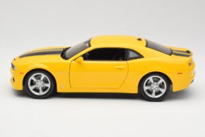 Chevrolet Camaro SS RS Żółty Maisto 1:18 31173 Metal — zdjęcie 4 z 8