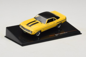 Chevrolet Camaro Yenko SYC Żółty IXO 1:43 CLC591N Metal — zdjęcie 2 z 4