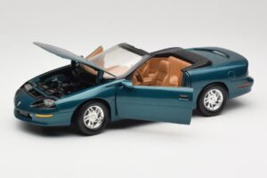 Chevrolet Camaro Z28 Kabriolet Zielony American Muscle 1:18 7231D0 Metal — zdjęcie 2 z 8