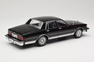 Chevrolet Caprice Czarny MCG 1:18 MCG18113 Metal — zdjęcie 2 z 6