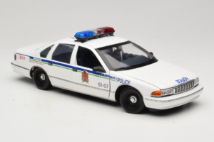 Chevrolet Caprice Kanada Policja UT Models 1:18 21023 Metal — zdjęcie 6 z 8