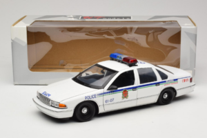 Chevrolet Caprice Kanada Policja UT Models 1:18 21023 Metal — zdjęcie 8 z 8