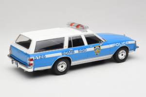 Chevrolet Caprice Estate Wagon NYPD MCG 1:18 MCG18477 Metal — zdjęcie 2 z 6