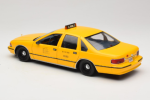 Chevrolet Caprice NYC Taxi UT Models 1:18 180142095 Metal — zdjęcie 7 z 8
