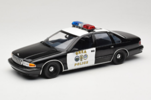 Chevrolet Caprice Kalifornia Policja UT Models 1:18 Chevrolet Caprice Kalifornia Policja UT Models 1:18 180142098 Metal