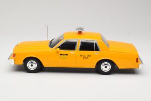 Chevrolet Caprice Żółty Taxi MCG 1:18 MCG18038 Metal — zdjęcie 3 z 6