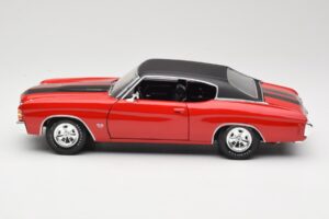 Chevrolet Chevelle SS 454 Czerwony Maisto 1:18 531892 Metal — zdjęcie 4 z 8