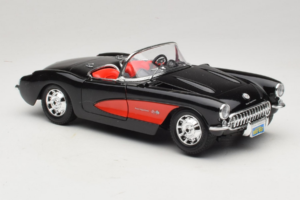 Chevrolet Corvette C1 Czarny & Czerwony Bburago 1:18 3034-M1 Metal — zdjęcie 6 z 8