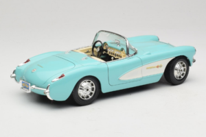 Chevrolet Corvette C1 Niebieski & Biały Bburago 1:18 3024-M2 Metal — zdjęcie 3 z 8