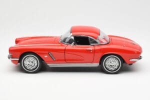Chevrolet Corvette C1 Kabriolet Roman Czerwony AUTOart 1:18 71102 Metal — zdjęcie 4 z 8