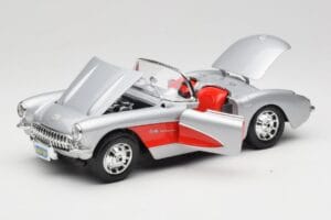 Chevrolet Corvette C1 Srebrny Bburago 1:18 3034 Metal — zdjęcie 2 z 8