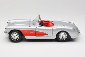 Chevrolet Corvette C1 Srebrny Bburago 1:18 3034 Metal — zdjęcie 4 z 8