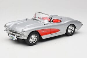 Chevrolet Corvette C1 Srebrny Bburago 1:18 3034 Metal