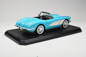 Chevrolet Corvette C1 Hard Top Niebieski Solido 1:12 1202-M1 Metal — zdjęcie 3 z 8