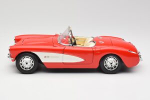 Chevrolet Corvette C1 Roadster Czerwony Bburago 1:18 3024 Metal — zdjęcie 4 z 8