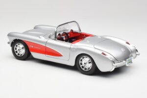 Chevrolet Corvette C1 Srebrny & Czerwony Bburago 1:18 3024-M1 Metal — zdjęcie 7 z 8