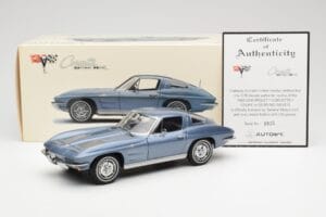 Chevrolet Corvette C2 Niebieskoszary Metaliczny AUTOart 1:18 71182 Metal — zdjęcie 8 z 8