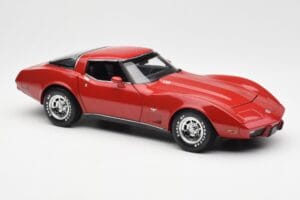 Chevrolet Corvette C3 Czerwony UT Models 1:18 21073 Metal — zdjęcie 6 z 8