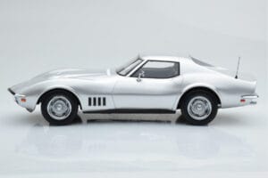 Chevrolet Corvette C3 Srebrny Norev 1:18 189032 Metal — zdjęcie 3 z 6