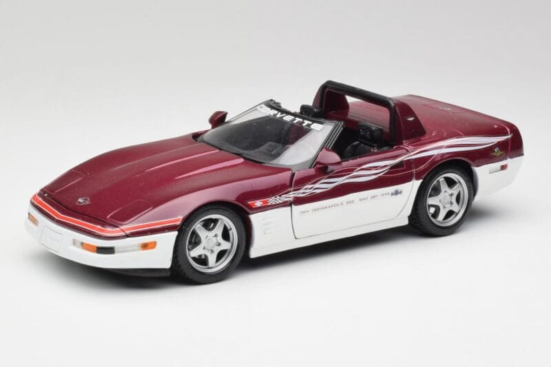 Chevrolet Corvette C4 Indy 500 Pace Car Maisto 1:18 56011 Metal