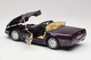Chevrolet Corvette C4 LT4 Kabriolet Fioletowy Metaliczny Maisto 1:18 50277 Metal — zdjęcie 5 z 8