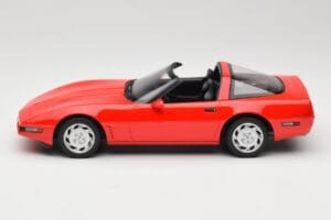 Chevrolet Corvette C4 Torch Red GT Spirit 1:18 GT537 Żywica — zdjęcie 3 z 6