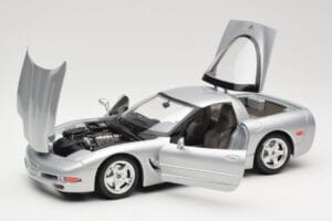 Chevrolet Corvette C5 Srebrny Bburago 1:18 3056 Metal — zdjęcie 2 z 8