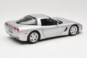 Chevrolet Corvette C5 Srebrny Bburago 1:18 3056 Metal — zdjęcie 3 z 8