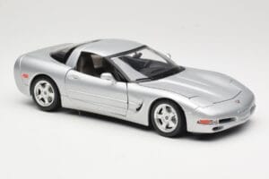 Chevrolet Corvette C5 Srebrny Bburago 1:18 3056 Metal — zdjęcie 6 z 8