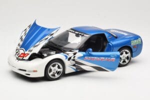 Chevrolet Corvette C5 Pace Car Rolex 24 at Daytona 1999 UT Models 1:18 39944 Metal — zdjęcie 2 z 8