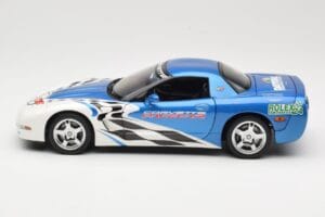 Chevrolet Corvette C5 Pace Car Rolex 24 at Daytona 1999 UT Models 1:18 39944 Metal — zdjęcie 4 z 8