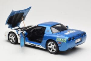 Chevrolet Corvette C5 Pace Car Rolex 24 at Daytona 1999 UT Models 1:18 39944 Metal — zdjęcie 5 z 8