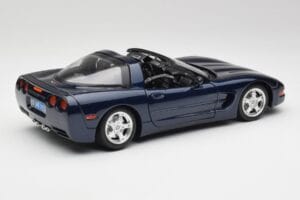 Chevrolet Corvette C5 Nassau Niebieski Bburago 1:18 30166 Metal — zdjęcie 3 z 8