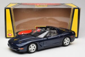 Chevrolet Corvette C5 Nassau Niebieski Bburago 1:18 30166 Metal — zdjęcie 8 z 8