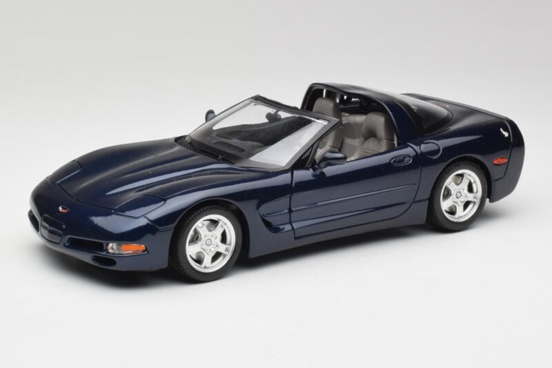 Chevrolet Corvette C5 Nassau Niebieski Bburago 1:18 30166 Metal