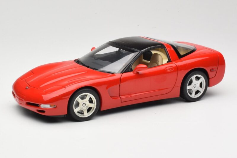 Chevrolet Corvette C5 Targa Czerwony UT Models 1:18 21001 Metal
