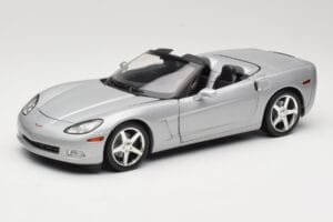 Chevrolet Corvette C6 Kabriolet Srebrny Hot Wheels 1:18 B6052 Metal