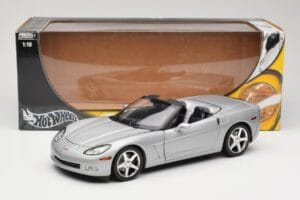 Chevrolet Corvette C6 Kabriolet Srebrny Hot Wheels 1:18 B6052 Metal — zdjęcie 8 z 8