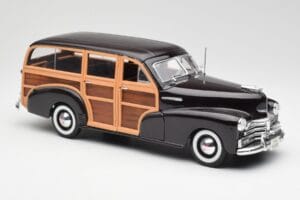 Chevrolet Fleetmaster Woody Brązowy Maisto 1:18 36854 Metal — zdjęcie 6 z 8